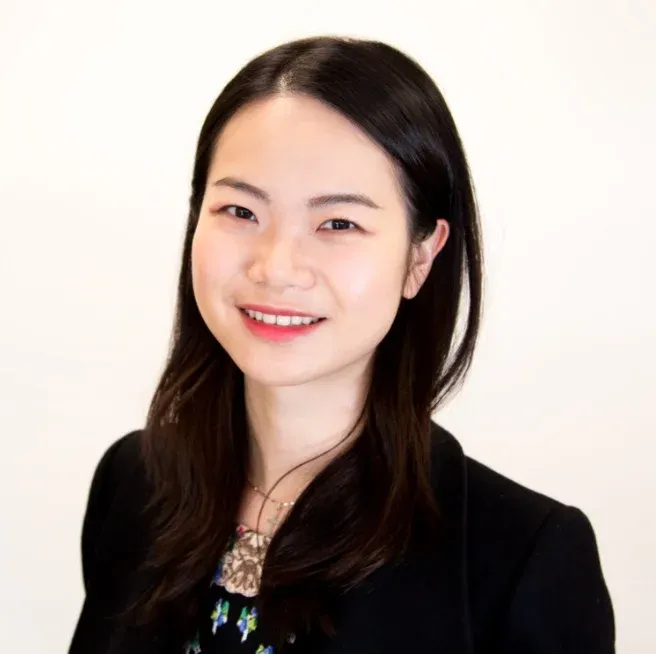 Teacher Yuri Compares Teaching Group & Private Students, and Learning in Both China and the United states